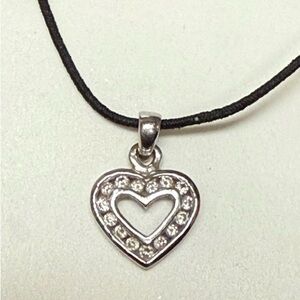14 K diamond heart pendant